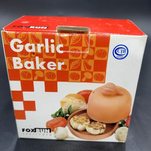 Garlic baker fox - garlic,