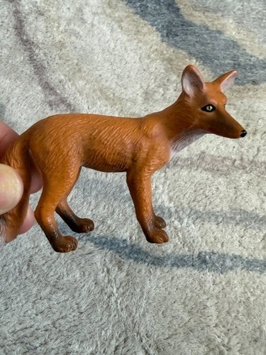 Terra battat red fox - terra,
