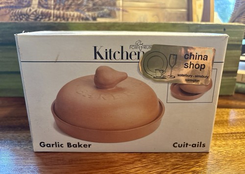 Terra cotta garlic baker di - cotta,